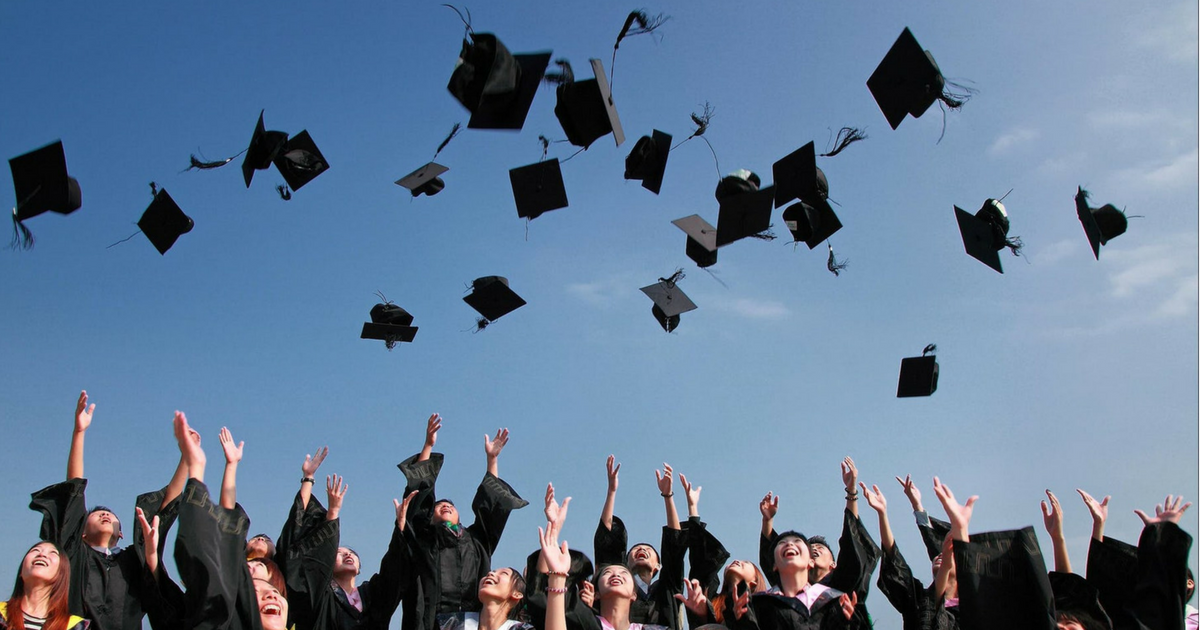 PRESTAMOS UNIVERSITARIOS